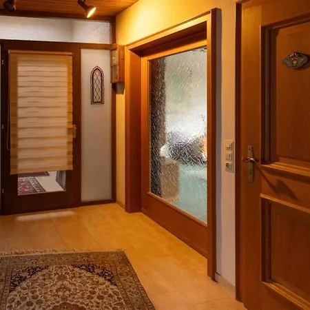 شقة Great Bungalow With Garden بيزيغهايم